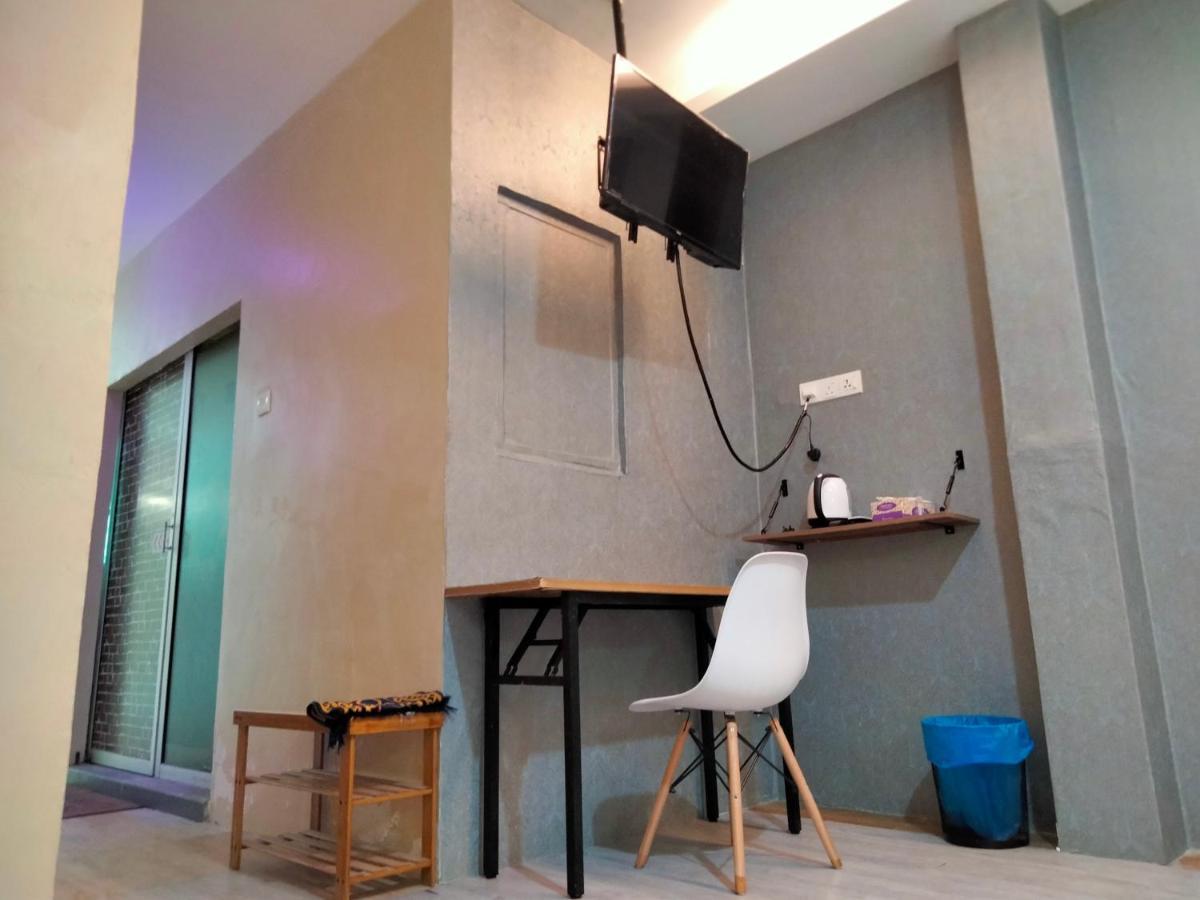 Pine Hotel Batu Gajah Exterior photo
